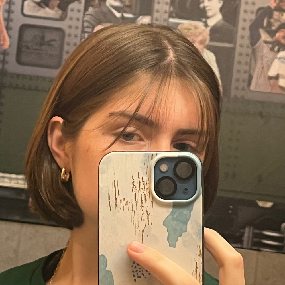 Meet your Posher, Levi